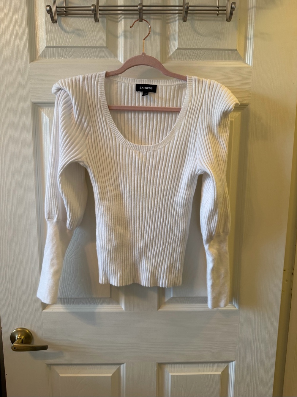 Express White Ribbed Puff-Shoulder Scoop Sweater